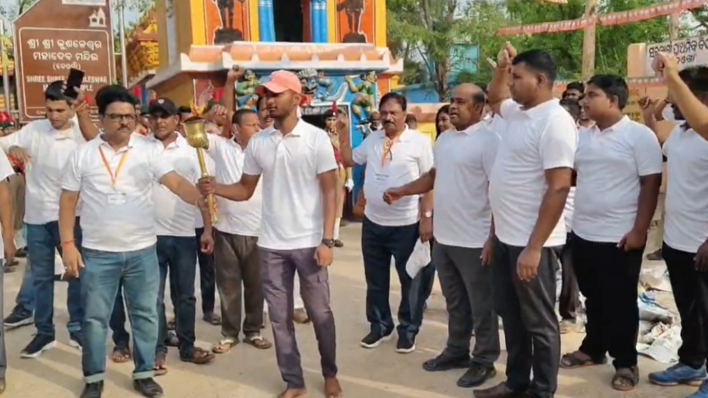 ମୁଖ୍ୟମନ୍ତ୍ରୀ ଙ୍କ ଯୋଗଦାନ ଅବସରରେ ମଶାଲ ଶୋଭାଯାତ୍ରା 